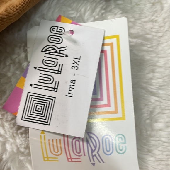 NWT LuLaRoe‎ Irma Top - Picture 3 of 6